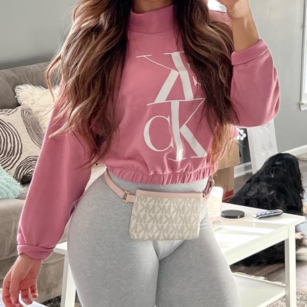 Calvin Klein sweater size Medium